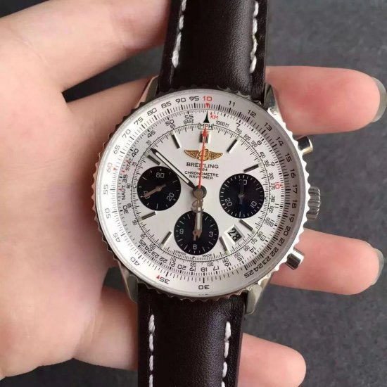 Breitling Navitimer AB0120 - zum Schließen ins Bild klicken