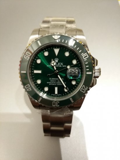 Rolex Submariner 116610 LV - zum Schließen ins Bild klicken