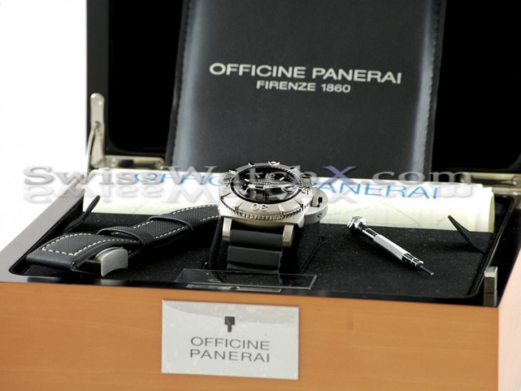Panerai Special Editions PAM00194