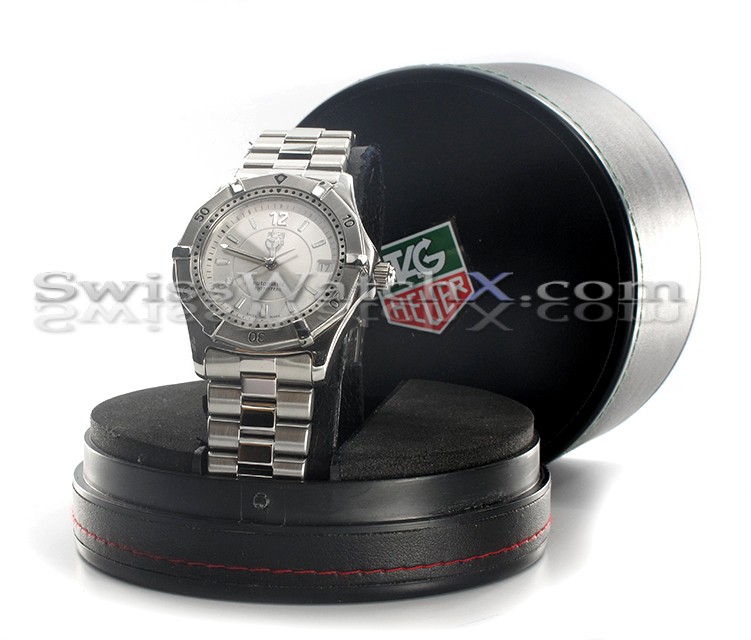 Tag Heuer серии 2000 WK2116.BA0311 - закрыть